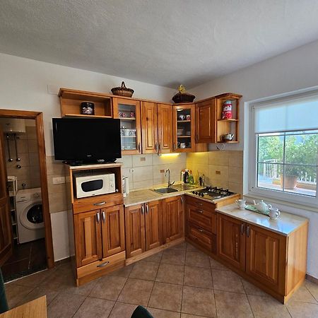 Apartmani Natasa Lokva Rogoznica Esterno foto