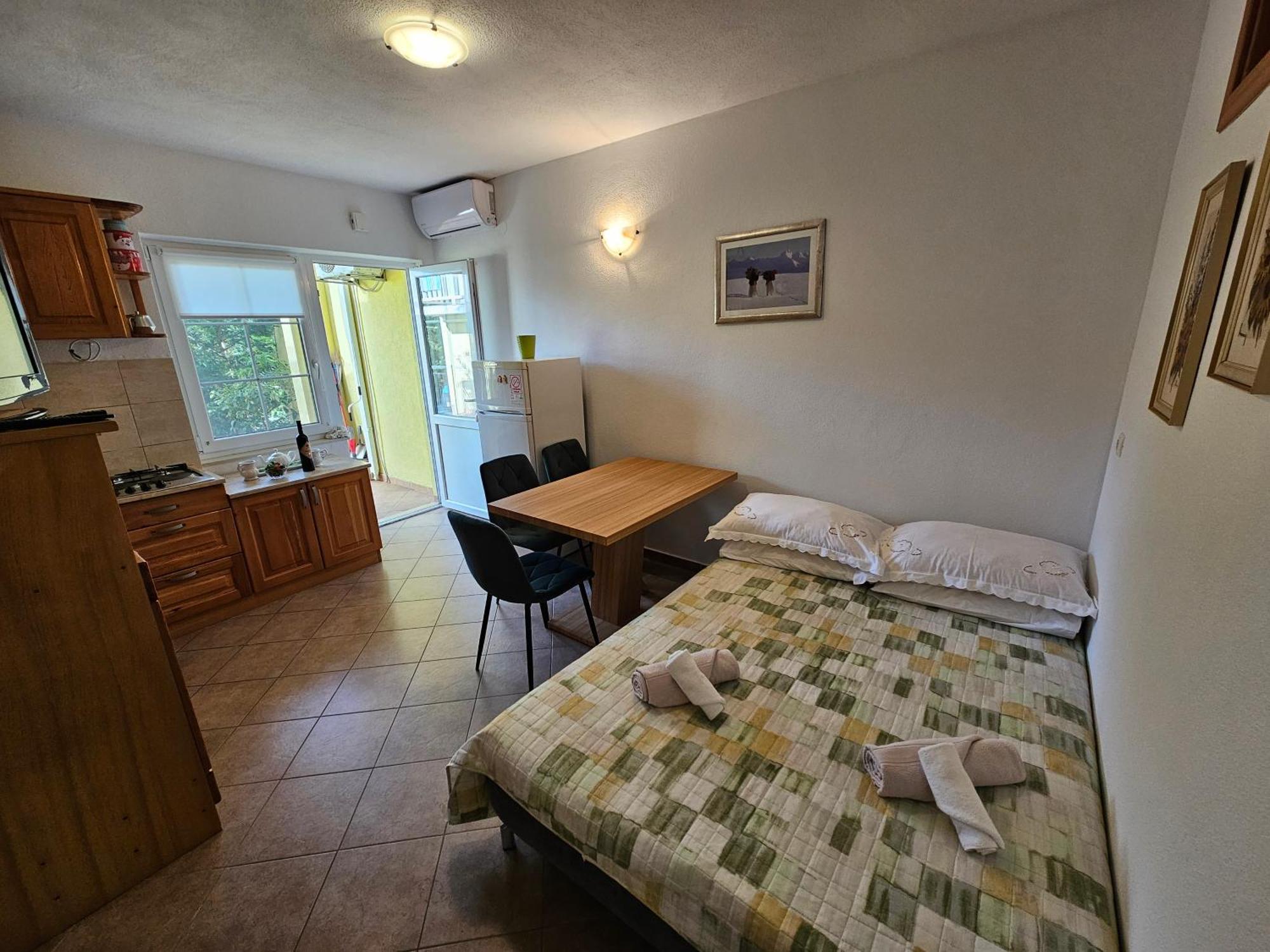 Apartmani Natasa Lokva Rogoznica Esterno foto